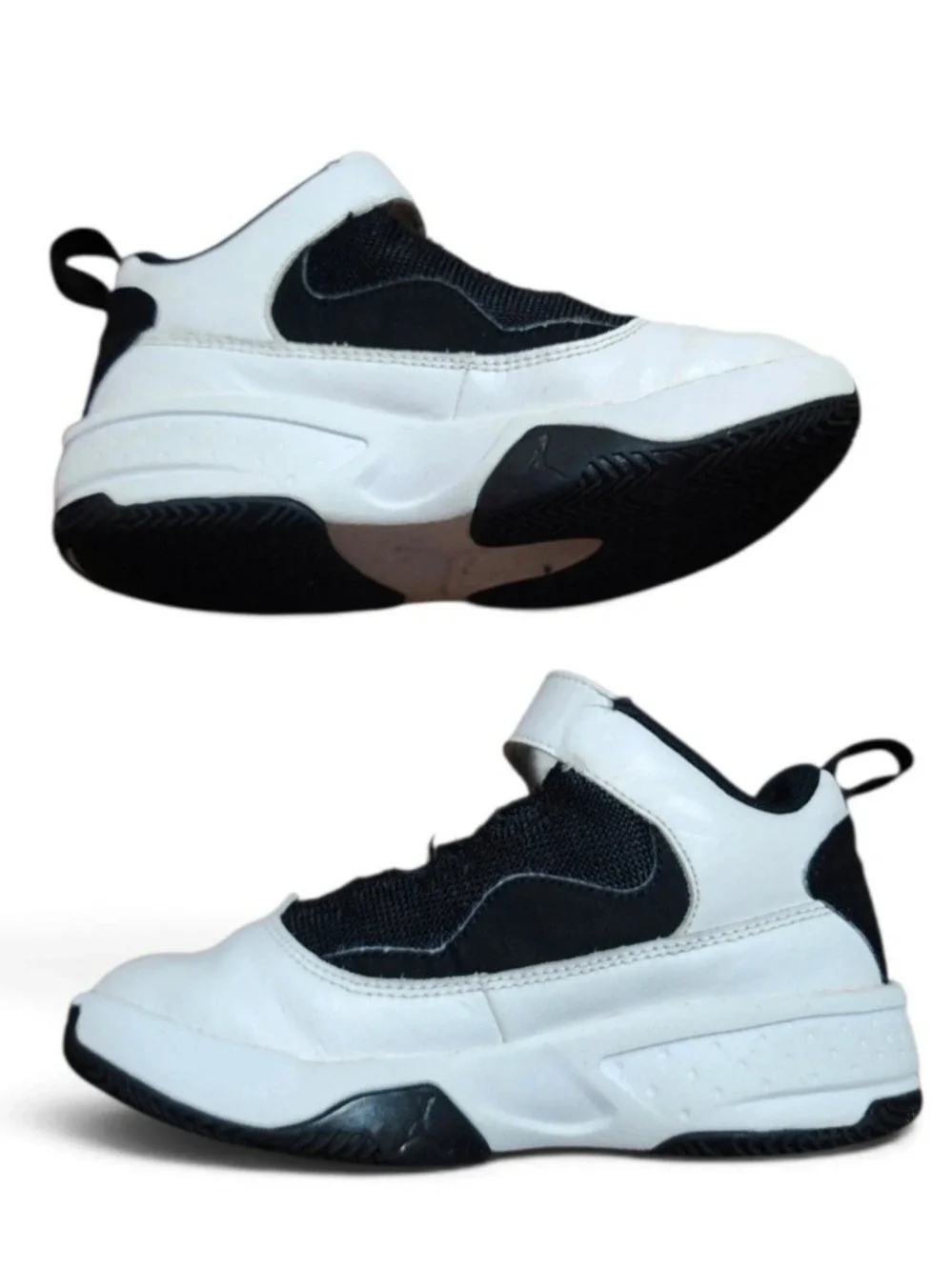Nike Jordan Max Aura White And Black Kid's Sneakers
